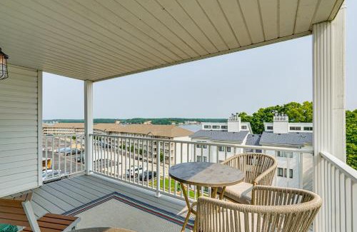 Osage Beach Apartment | Pool Access and Lake Views Osage Beach Family Gem