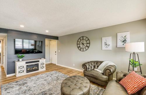 Osage Beach Apartment | Pool Access and Lake Views Osage Beach Family Gem