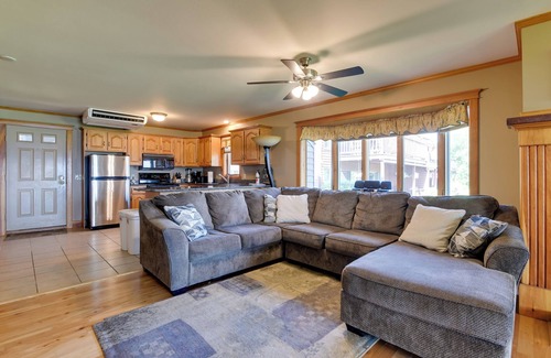 Newport Center Condo | Pool Access: Waterfront Lake Memphremagog Condo!