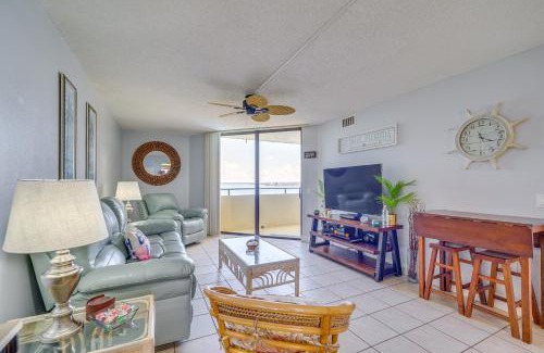 Hudson Apartment | Pool and Beach Access Waterfront Hudson Condo!
