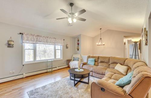 Naugatuck Apartment | Pool, Deck and Grill Spacious Apt in Naugatuck!