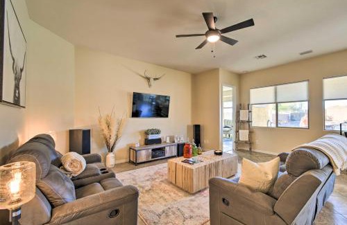 Montecito in Estrella House | Pool, Fire Pit and Putting Green Goodyear Retreat!