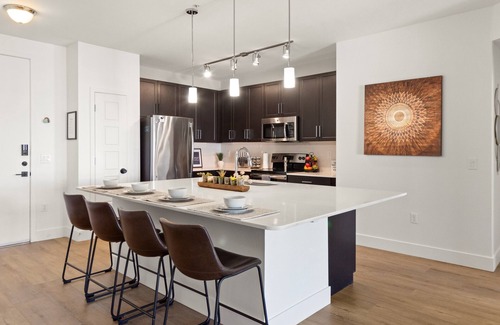 Desert View Village Condo | Pool ⟫Hot Tub⟫Coffee Bar ⟫Games⟫Shop ⟫Dining⟫Golf!