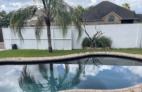 Mission House | pool house
