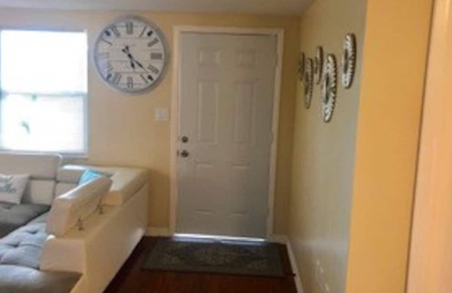 Regency Park House | Pool house with 2 bedrooms , 2 baths and a backyard