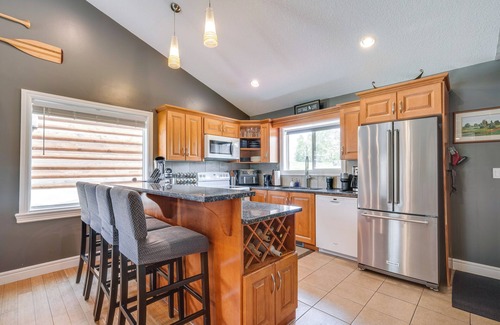 Pine Lake Cabin | Pool, Lake & Golf Access: Pine Lake Cabin w/AC!