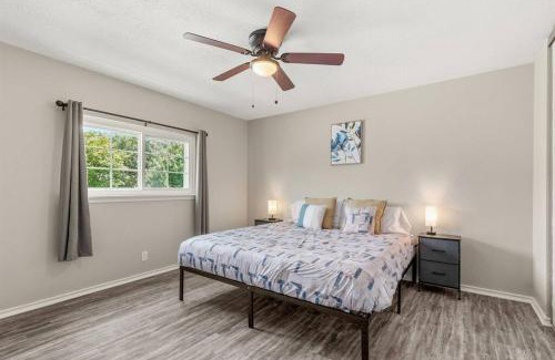 West San Antonio House | Pool Oasis by Seaworld 5 Bedrooms Game room