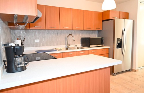 Jarealito Apartment | Pool, Ocean view apartment
