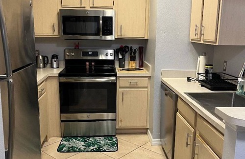 Clearwater Condo | Pool - Pet Friendly - Self Check In - Patio - Full Kitchen - Close to Beaches