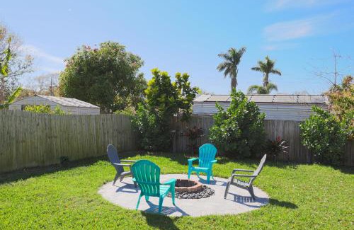 Clearwater House | Pool, Playset, 15 min to Pier 60 at Cove Cay Oasis