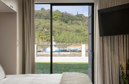 Gisborne Apartment | Pool & River Views - 600m to CBD