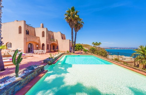 Costa Saracena-Castelluccio Villa | Pool, sea-view, 4 with en-suite, prestigious, by the sea