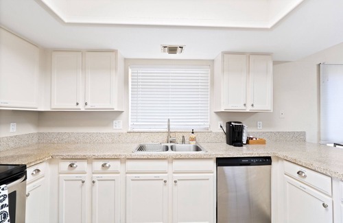 Copper Creek House | Pool-side Villa with Perfect Views 4 Bed 3 Bath