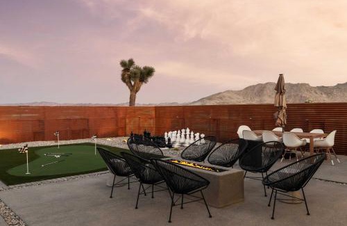 Joshua Tree House | Pool-Spa -DayBeds- Firepit-Golf