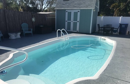 St. Petersburg - Clearwater House | Pool spacious home in the heart of town