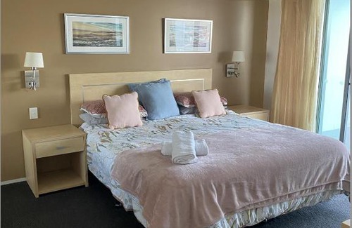 Ballina Apartment | Pool View Retreat