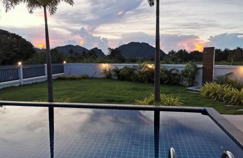 Cha-am Villa | Pool Villa Mountainview