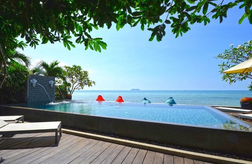 Ang Thong Villa | Pool villa on secluded beach, pool, maid