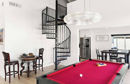 Avant House | Pool Water Slide!+Heated Pool~Games~Outdoor Fun!