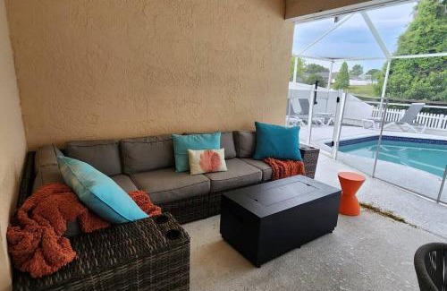 Boyette Springs House | Pool Waterfront Lake 12 PPL Gorgeous