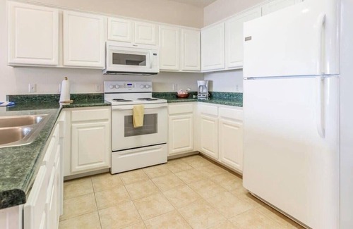 Village of Four Seasons Apartment | Pool | WiFi | Lake Front| Sleeps 6 | MM 13 (631DC)