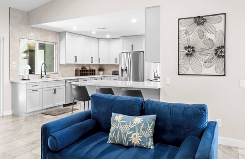 Villa De Paz House | Poolside Patio | Close to Westgate | Dog Friendly