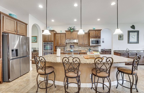 Queen Creek House | Poolside Relaxation: Queen Creek Oasis!