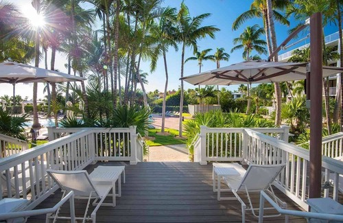 Marathon Apartment | Poolside Room | Direct Pool Access + Lanai