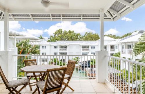 Port Douglas Apartment | Poolview Dual-key studio & BR 79 at Portsea