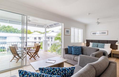Port Douglas Apartment | Poolview Dual-key studio & BR 79 at Portsea