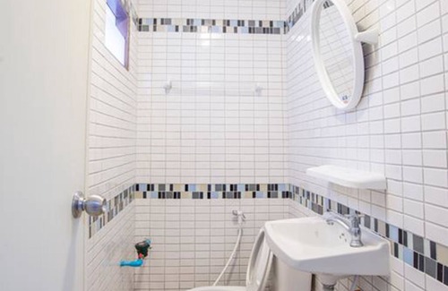 Si Racha Hotel | Poon Sook Apartment