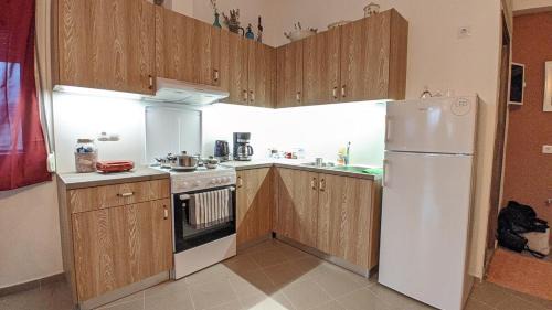 Mochos Apartment | Popi Studio 2, Mochos Square