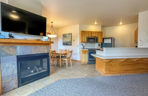 Lutsen Condo | Poplar River Condos 584-586 - Lake Superior - Lutsen, MN