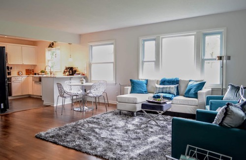 Rochester House | ☆Poppy's Paradise: A Dharma Dwellings Designed Home☆