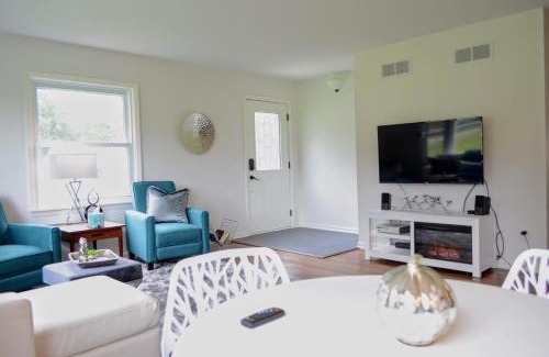 Rochester House | ☆Poppy's Paradise: A Dharma Dwellings home☆