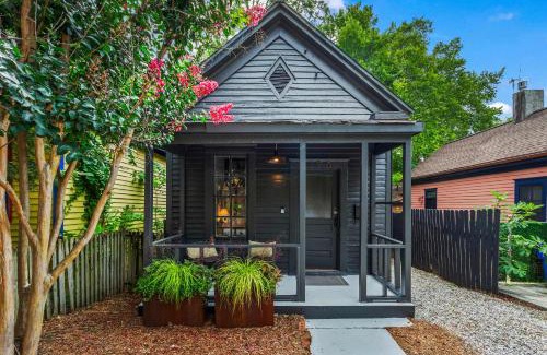 Cabbagetown House | Porch Cayenne