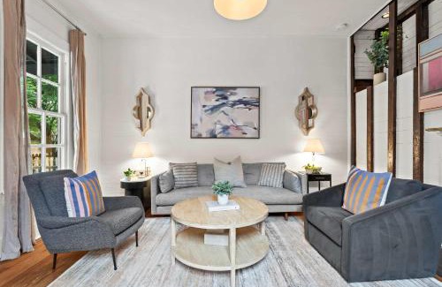 Cabbagetown House | Porch Cayenne