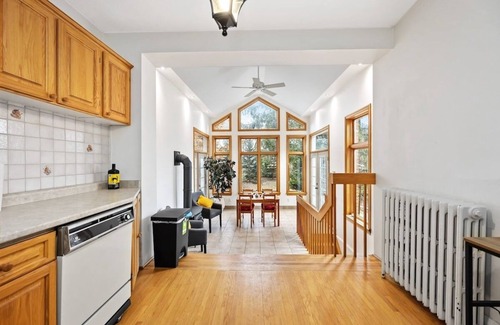 Port Credit House | Port Credit Charm: Steps to Lake ~ Backyard