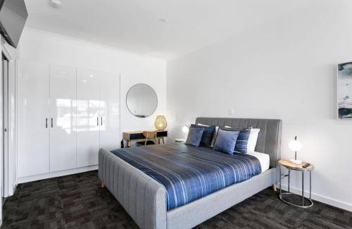 Port Lincoln Apartment | Port Lincoln Shark Apartment 6