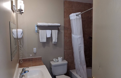 Wainfleet Hotel | Port Motel