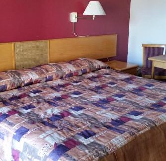 Regional District of Nanaimo Hotel | Port-O-Call Inn
