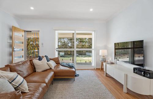 Salamander Bay House | Port Stephens Family Hideaway