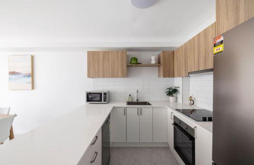Salamander Bay House | Port Stephens Spacious Townhouse