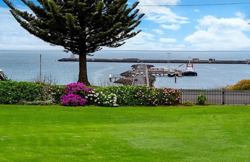 Portland House | Port View