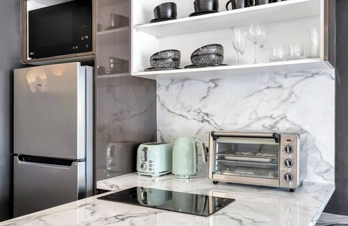 Cairns Central Business District Apartment | Porta Bella Euro Elegance meets Modern Flair