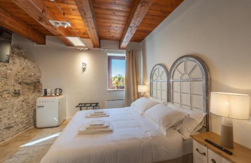 Urbisaglia House | Porta Gemina History Lodge