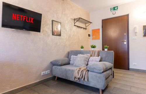 Historic Centre Apartment | -Porta Susa-Centro- Deluxe Suite x4, Wi-Fi - A-C