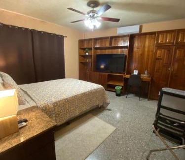 Tegucigalpa Bed & Breakfast | Portal los Castaños