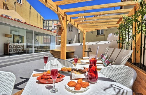 Santo Estevao Apartment | Portas do Sol Terrace –pure charm in Alfama (A/C)