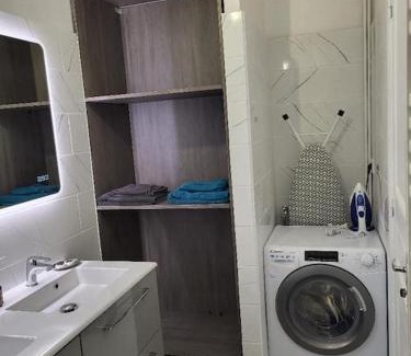 5th Arrondissement Apartment | Porte du Vieux Lyon 2, le long du quai